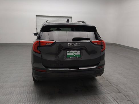 Used 2020 GMC Terrain SLE w/ Elevation Edition FWD image 6