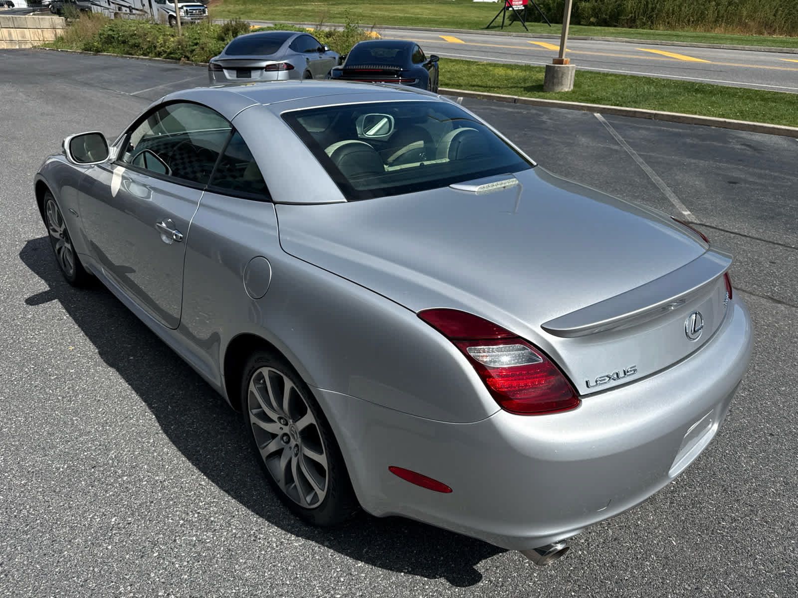 Used 2009 Lexus SC 430 Convertible RWD image 14