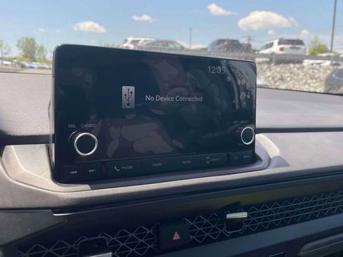 Certified 2023 Honda Accord EX image 29