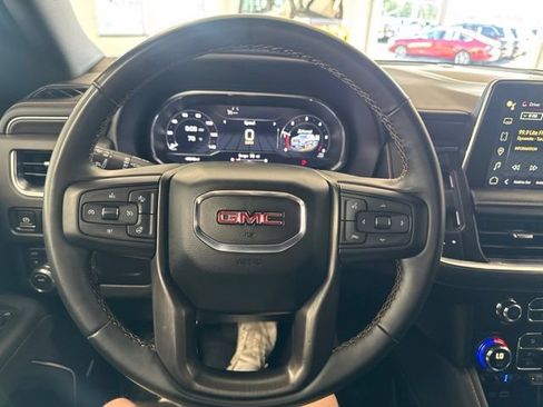 Used 2023 GMC Yukon AT4 AWD/4WD image 40