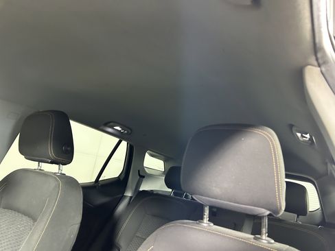 Used 2021 GMC Terrain SLE w/ Driver Convenience Package image 11