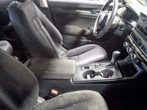 Used 2023 Honda Civic LX image 6