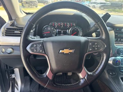 Used 2018 Chevrolet Tahoe LT w/ Luxury Package RWD image 22