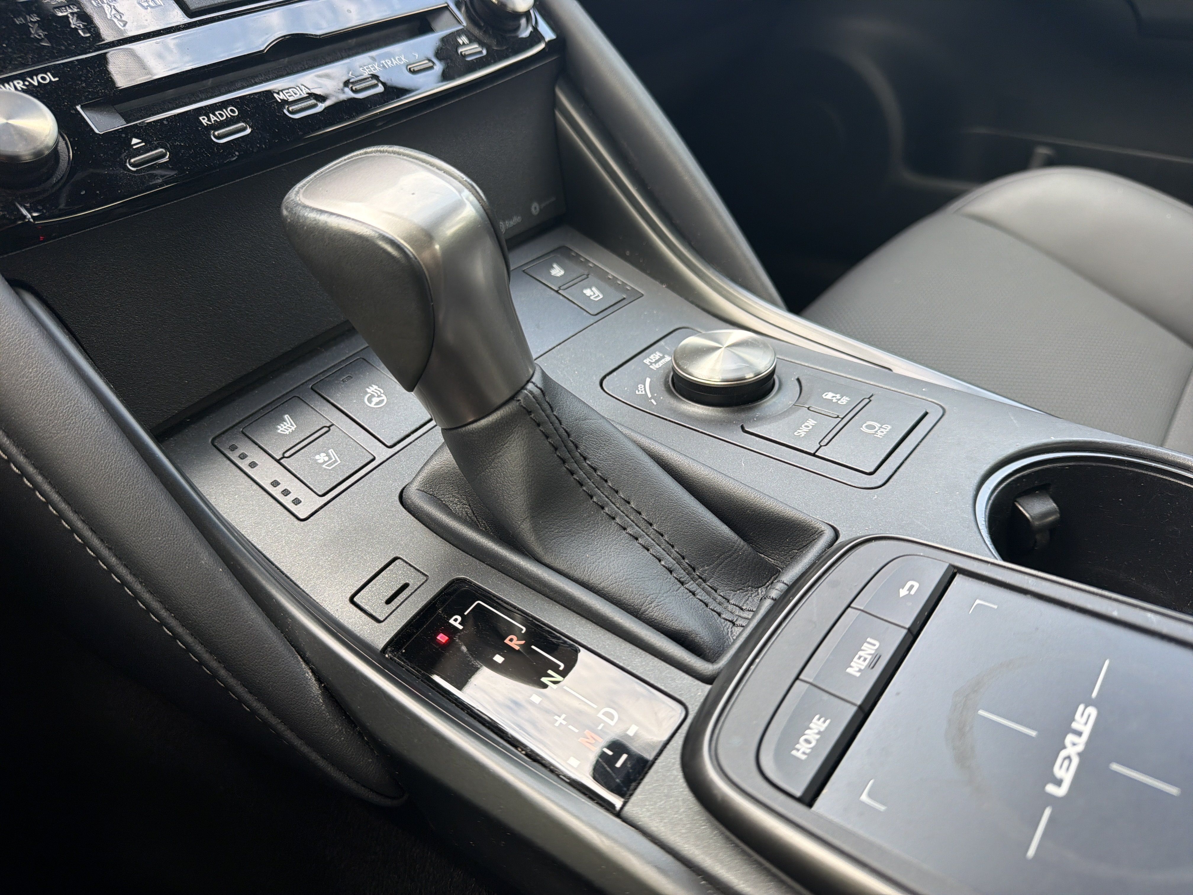 Used 2024 Lexus IS 300 w/ Premium Package RWD image 16