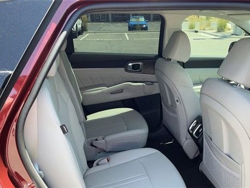 New 2025 Kia Sorento SX image 25