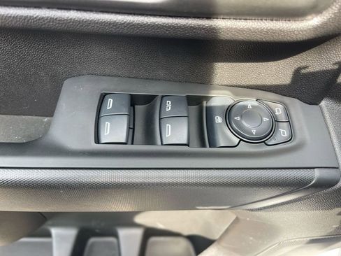 Used 2024 GMC Sierra 2500 Pro w/ Convenience Package image 23