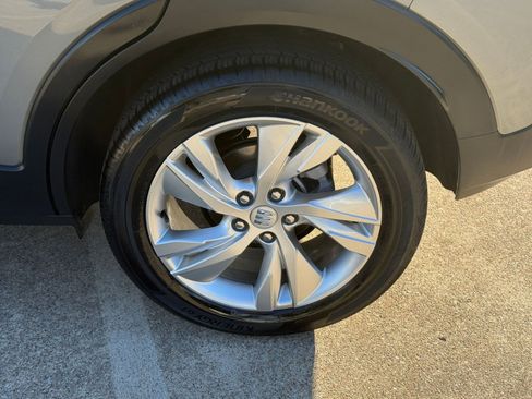 Used 2025 Buick Encore GX Preferred image 30