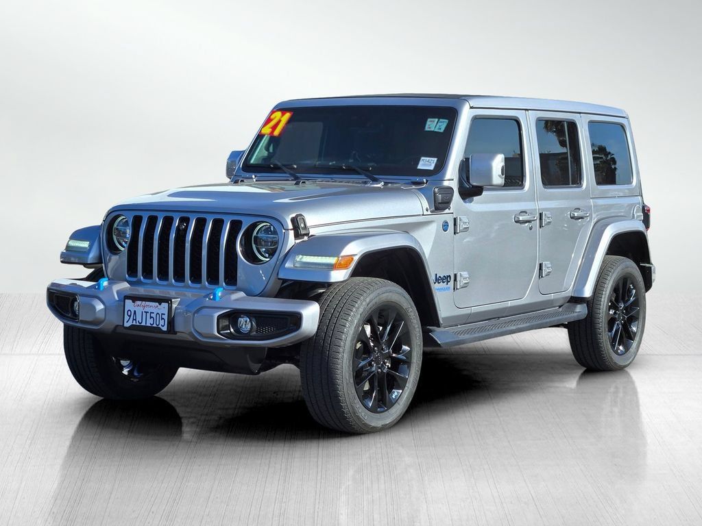 Used 2021 Jeep Wrangler Unlimited Sahara AWD/4WD image 8
