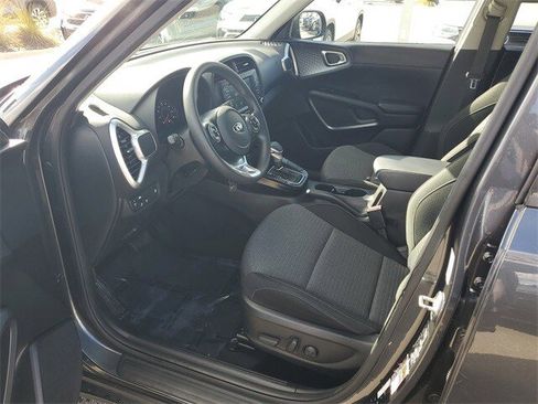 Used 2021 Kia Soul S image 15