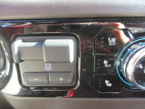 New 2026 GMC Sierra 1500 SLT w/ SLT Premium Plus Package image 19