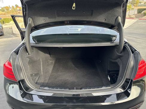 Used 2018 BMW 320i Sedan image 30