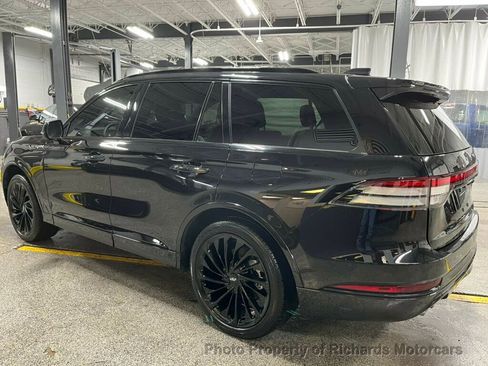 Used 2025 Lincoln Aviator Reserve w/ Equipment Group 201A image 7