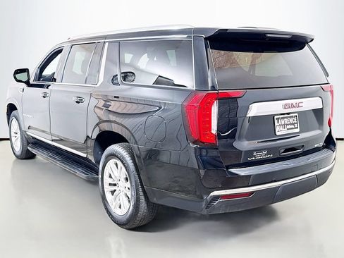 Used 2023 GMC Yukon XL SLT AWD/4WD image 6