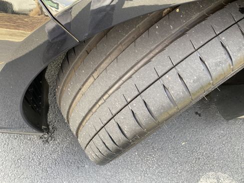 Used 2024 Chevrolet Corvette Stingray Convertible w/ Z51 Performance Package image 13