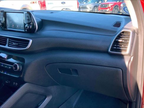 Used 2019 Hyundai Tucson SE image 18