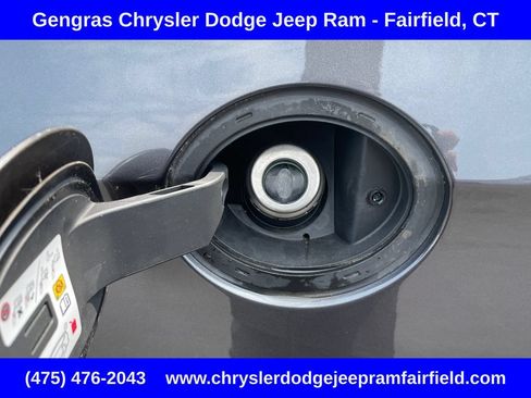Used 2020 Chrysler Pacifica Touring-L Plus FWD image 37