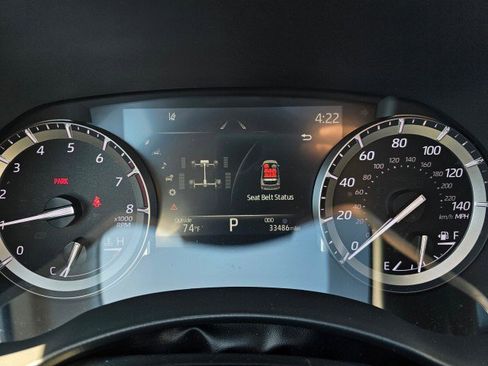 Used 2022 Toyota Highlander XLE AWD/4WD image 31