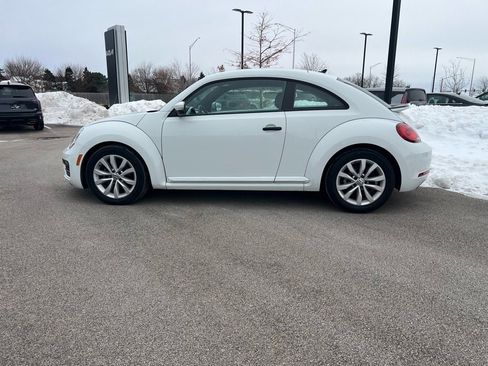 Used 2017 Volkswagen Beetle 1.8T S image 3