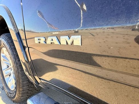 Used 2022 RAM 1500 Laramie image 15