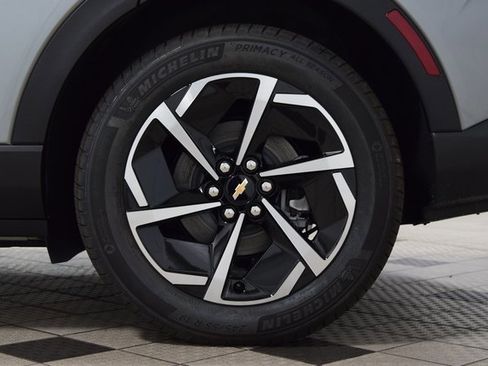 New 2026 Chevrolet Equinox EV LT image 26