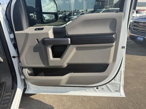 Used 2022 Ford F250 XLT image 45