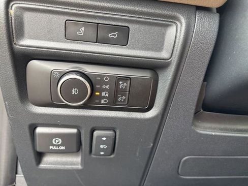 Used 2023 Ford Expedition Max Limited image 25