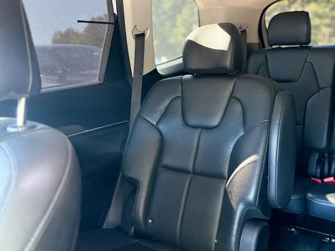 Used 2020 Kia Telluride EX w/ EX Premium Package FWD image 22
