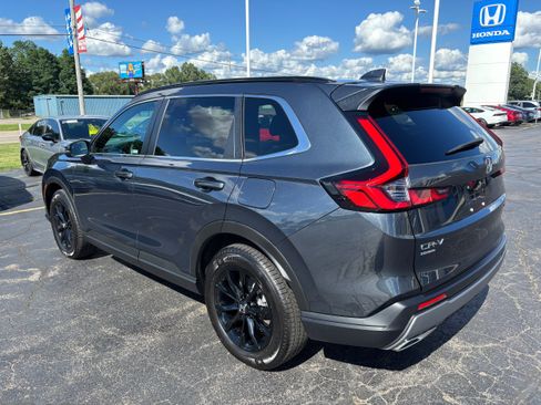 Used 2024 Honda CR-V Sport image 8