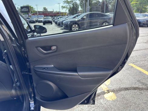 Used 2019 Hyundai Kona SEL FWD image 40