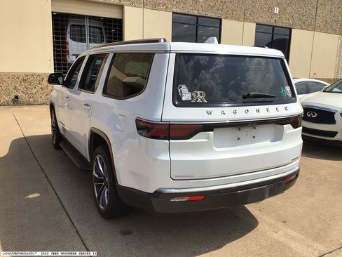 Used 2022 Jeep Wagoneer Series II w/ Premium Group I image 4