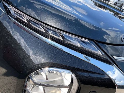 Used 2025 Mitsubishi Outlander SE AWD/4WD image 27