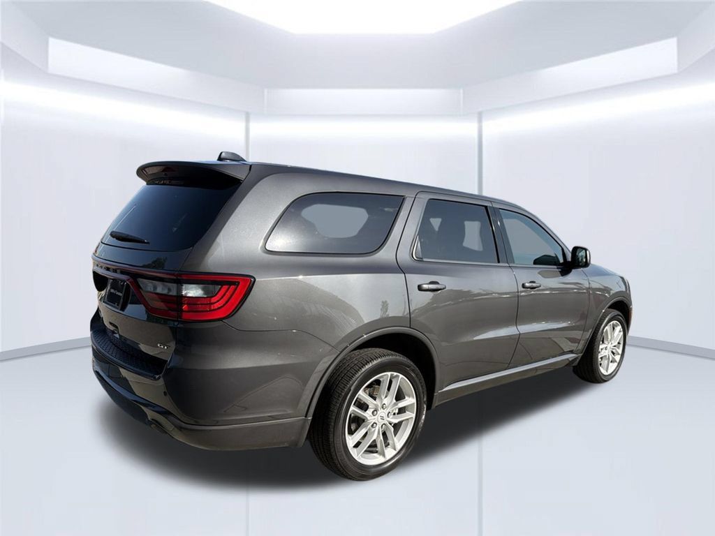 Used 2025 Dodge Durango GT AWD/4WD image 7