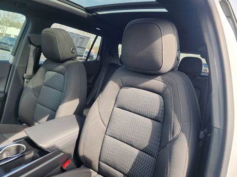 New 2026 Chevrolet Equinox LT image 21