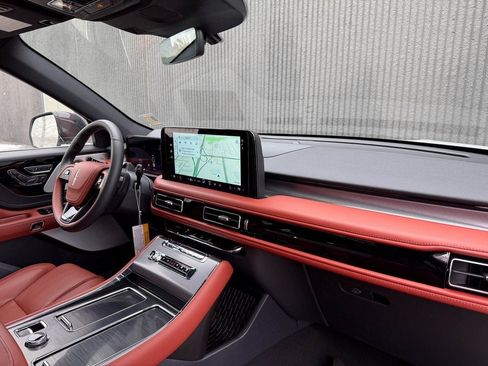 New 2026 Lincoln Aviator Reserve image 27
