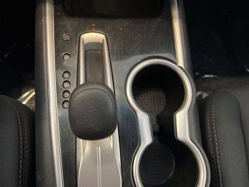 Used 2018 Nissan Pathfinder S FWD image 29