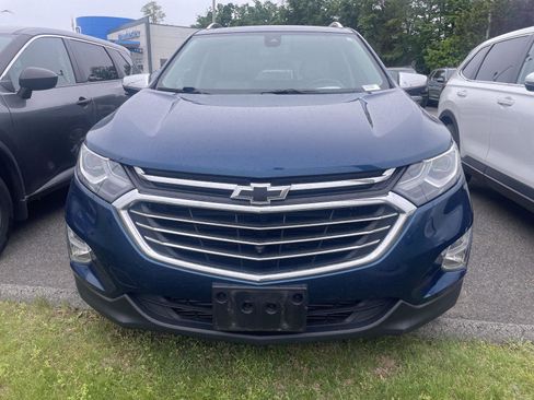 Used 2019 Chevrolet Equinox Premier AWD/4WD image 2