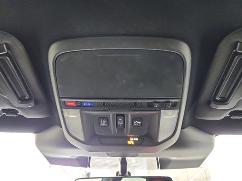 Used 2022 Subaru Forester Wilderness w/ Wilderness Package AWD/4WD image 33