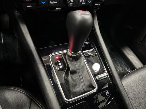 Certified 2025 Jeep Compass Limited w/ High Altitude Package image 21