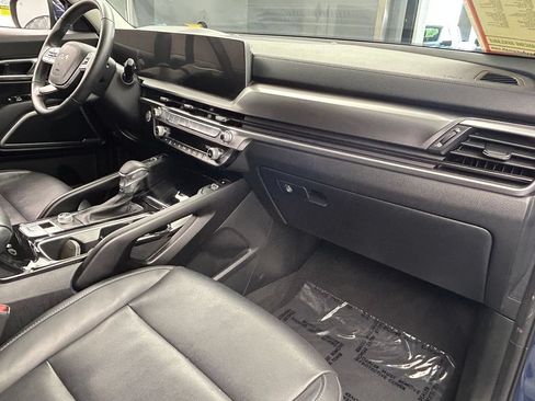 Used 2024 Kia Telluride S FWD image 51