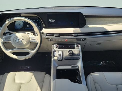 Used 2025 Hyundai Palisade Calligraphy FWD image 11