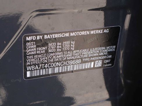 Used 2022 BMW 740i xDrive w/ M Sport Package AWD/4WD image 21