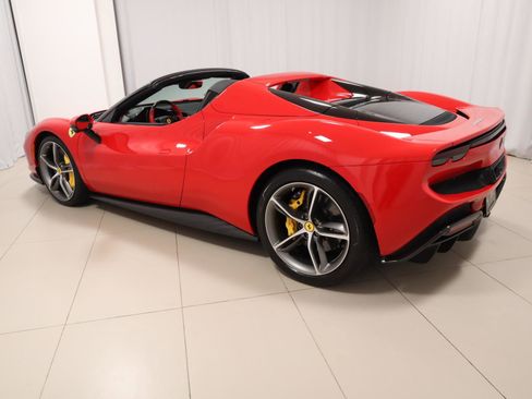 Used 2025 Ferrari 296 GTS image 15