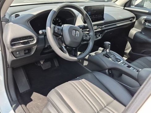 Used 2025 Honda HR-V EX-L image 9
