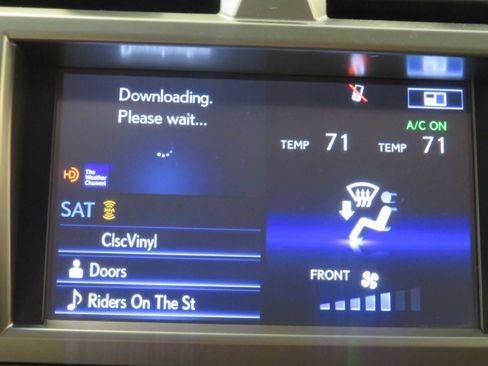 Used 2015 Lexus GX 460 w/ Premium Package image 39