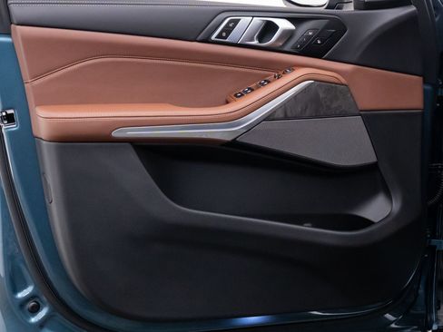 New 2026 BMW X5 xDrive40i w/ Executive Package image 13