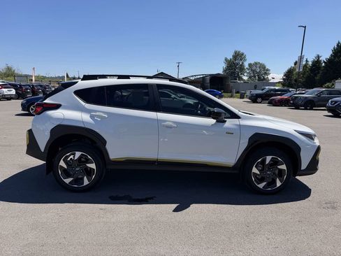 Used 2024 Subaru Crosstrek 2.5i Sport AWD/4WD image 9