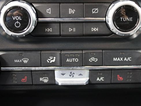 Used 2022 Ford F150 XLT w/ Equipment Group 302A High AWD/4WD image 59