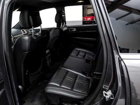 Used 2015 Jeep Grand Cherokee Limited image 35