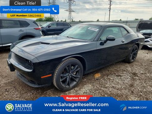 Used 2018 Dodge Challenger SXT Plus RWD image 1