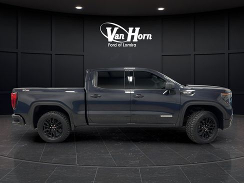 Used 2024 GMC Sierra 1500 Elevation w/ Preferred Package AWD/4WD image 8